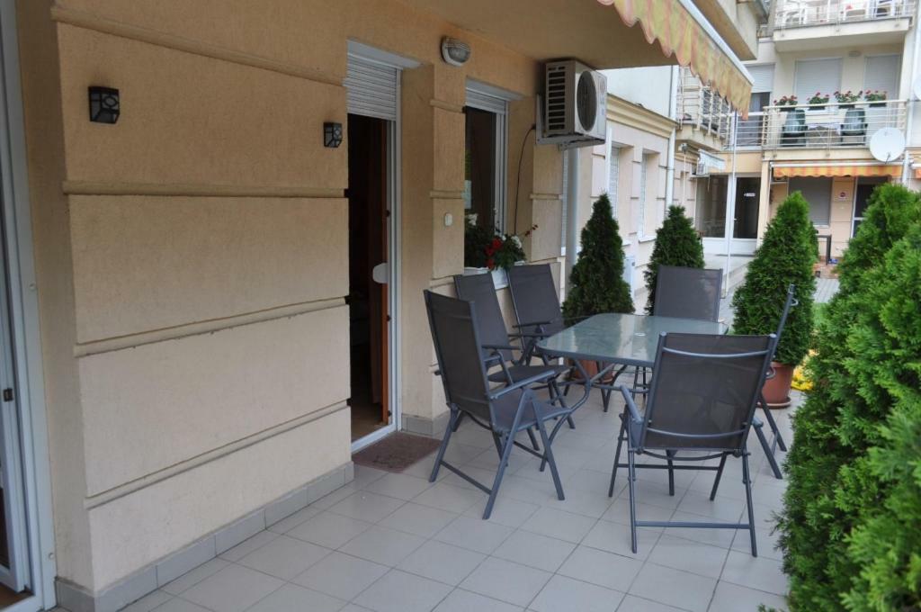Relax Beach Apartman Hajdúszoboszló Екстериор снимка